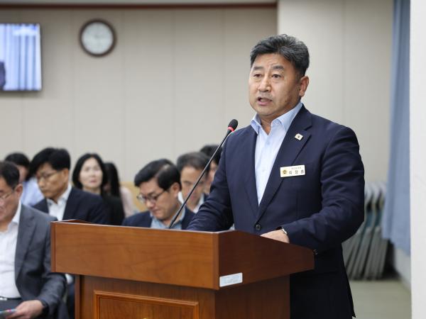 제394회 임시회 교육위원회 회의 첨부이미지 : 25년10월15일 제394회 임시회 교육위원회 회의 (26).jpg