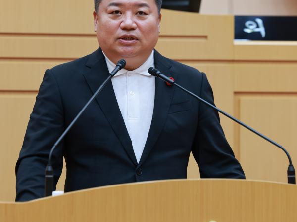 제394회 임시회 제1차 본회의 첨부이미지 : 25년10월15일 제394회 임시회 제1차 본회의 - 053.jpg