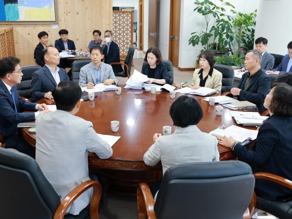 10월 월례정책회의 첨부이미지 : 25년10월13일 10월 월례정책회의 - 008.jpg