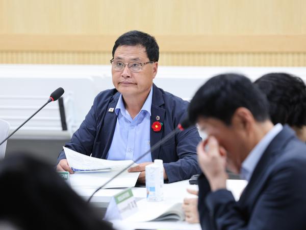전남 미래 늘봄교육 정책연구회 연구 용역 중간보고회 첨부이미지 : 25년10월13일 전남 미래 늘봄교육 정책연구회 연구 용역 중간보고회 (5).jpg