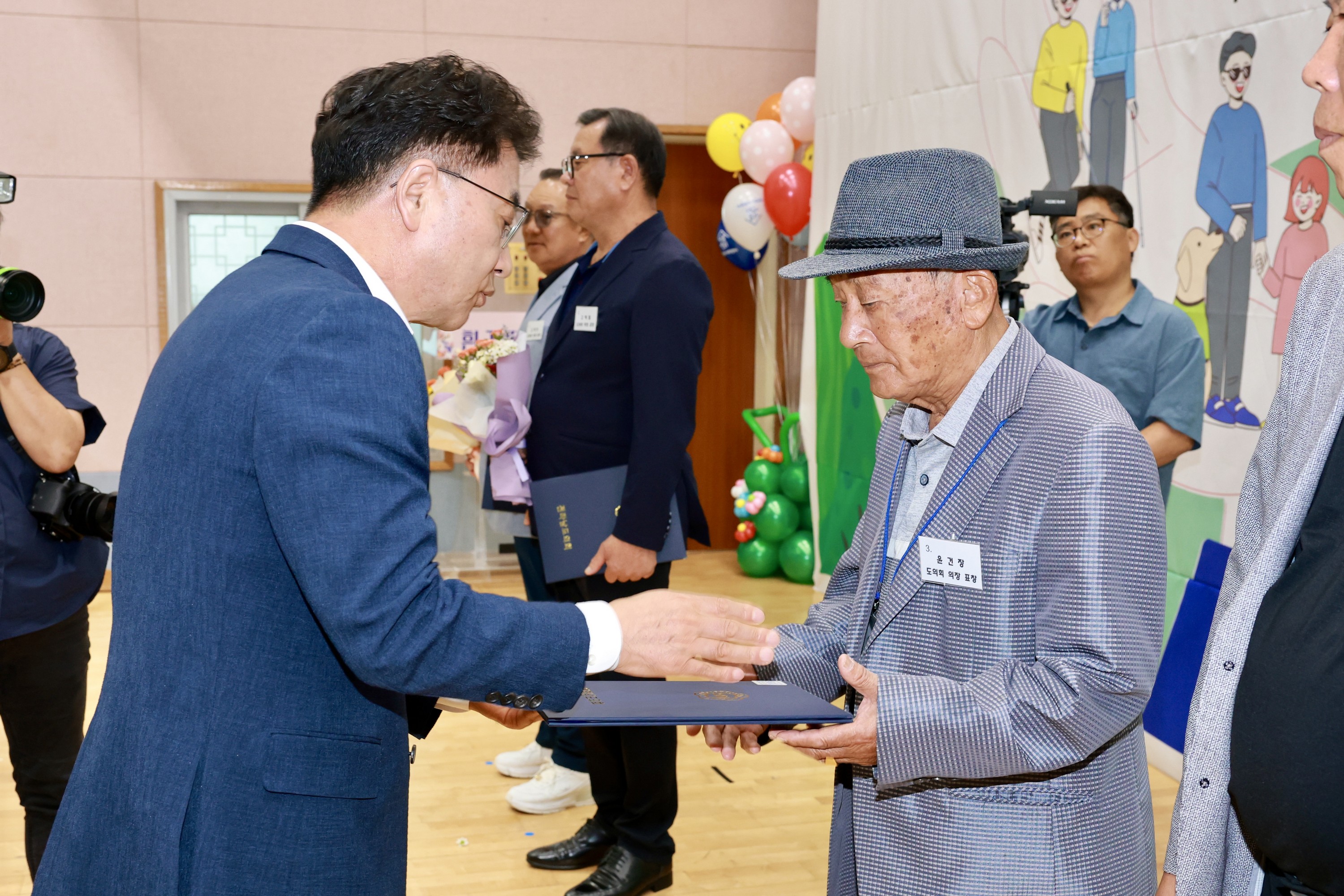 제46회 흰 지팡이의 날 기념식 첨부이미지 : 25년10월01일 제46회 흰 지팡이의 날 기념식 - 019.jpg