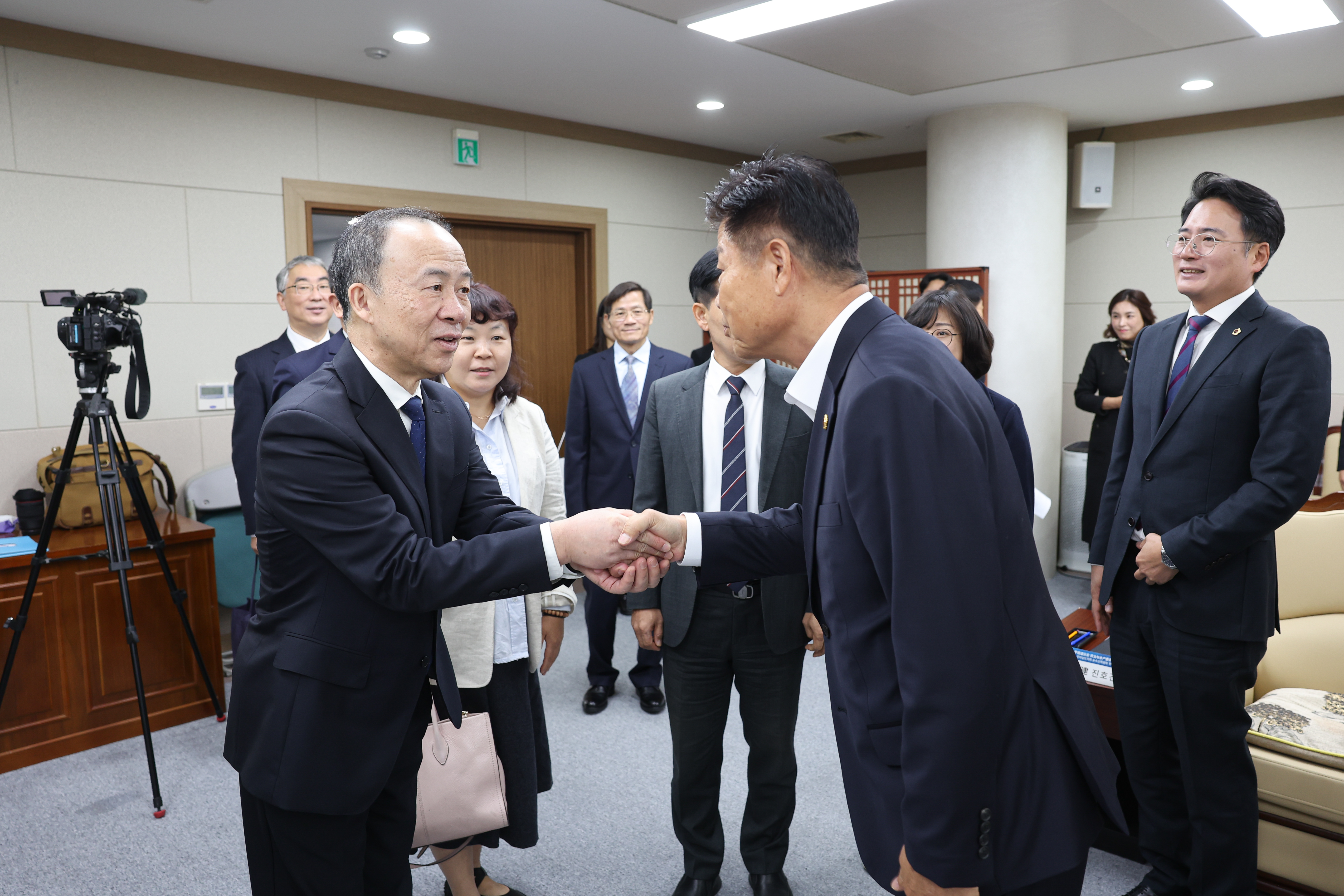 25년10월31일 중국 상하이시 인민대표대회 내방 행사 (5)4