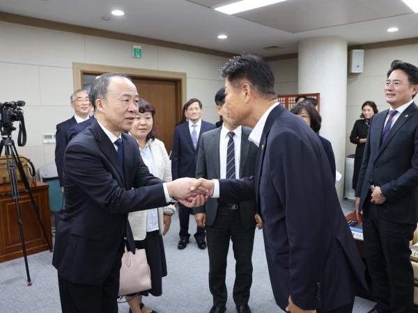 25년10월31일 중국 상하이시 인민대표대회 내방 행사 (5) 4