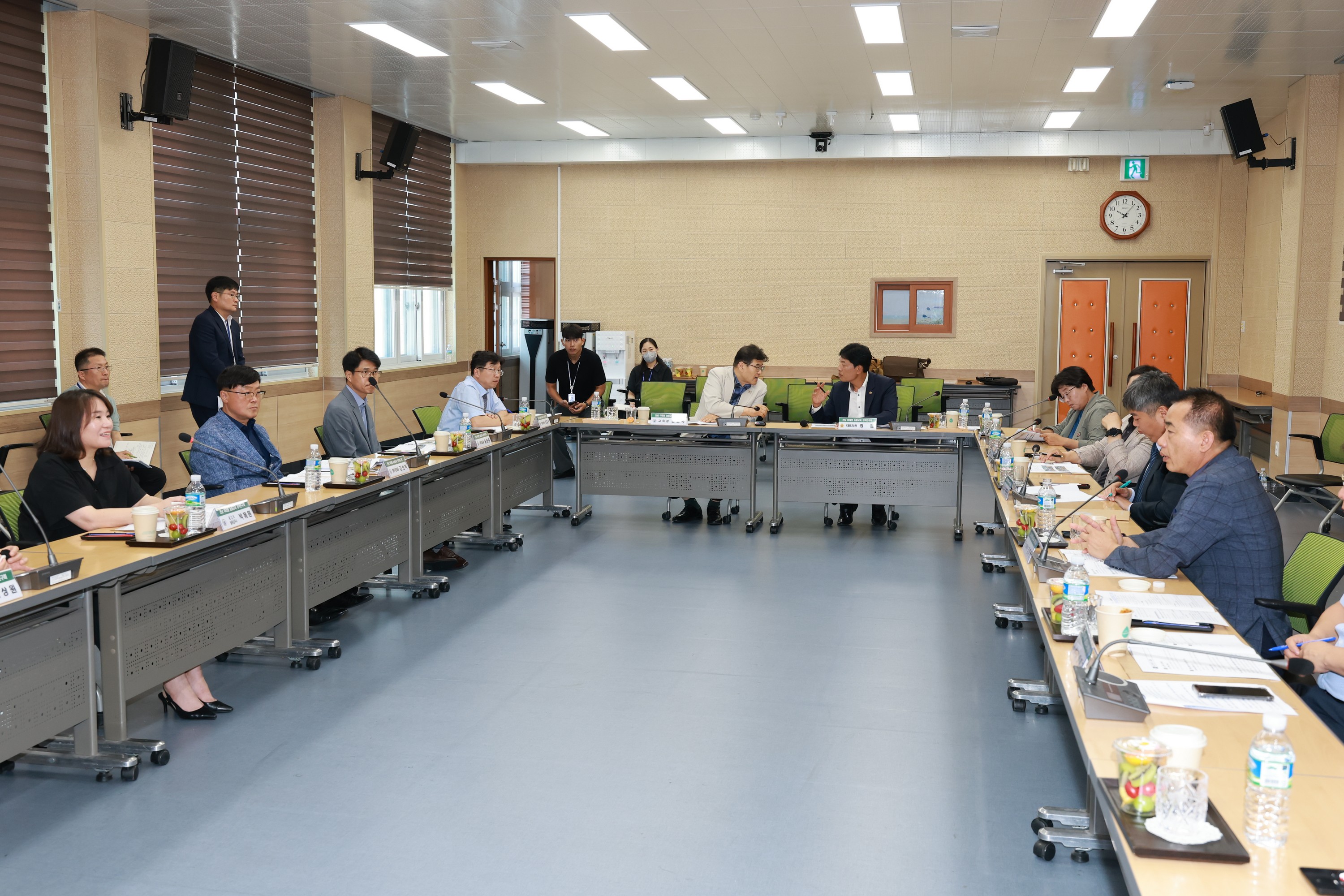 전남 미래형 늘봄교육 정책연구회 영광교육지원청 현장간담회 첨부이미지 : 25년08월22일 전남 미리형 늘봄교육 정책연구회 영광교육지원청 현장간담회( - 032.jpg