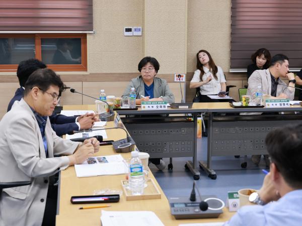 전남 미래형 늘봄교육 정책연구회 영광교육지원청 현장간담회 첨부이미지 : 25년08월22일 전남 미리형 늘봄교육 정책연구회 영광교육지원청 현장간담회( - 037.jpg