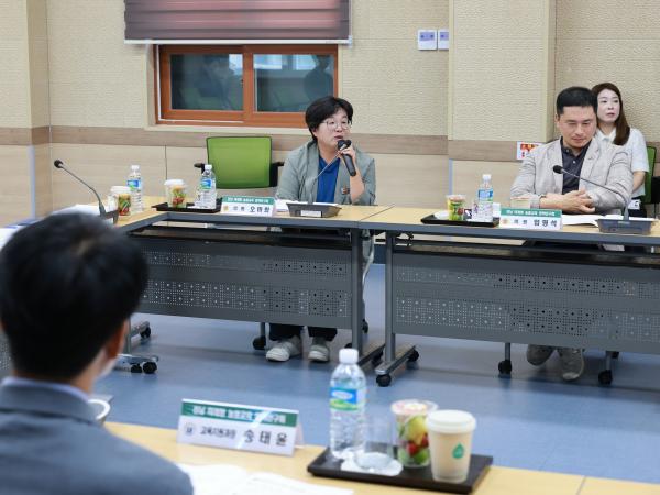 전남 미래형 늘봄교육 정책연구회 영광교육지원청 현장간담회 첨부이미지 : 25년08월22일 전남 미리형 늘봄교육 정책연구회 영광교육지원청 현장간담회( - 038.jpg