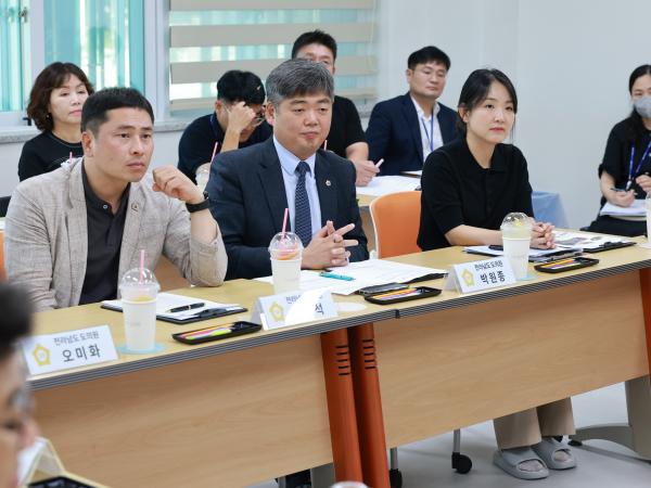 전남 미래형 늘봄교육 정책연구회 영광초 현장간담회 첨부이미지 : 25년08월22일 전남 미리형 늘봄교육 정책연구회 영광초 현장간담회( - 022.jpg
