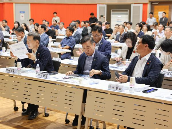 2026여수세계섬박람회 종합실행계획 수립 중간보고회 첨부이미지 : 25년08월21일 2026여수세계섬박람회 종합실행계획 수립 중간보고회 (2).jpg