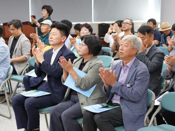 농촌주민수당제 전남도민 토론회 첨부이미지 : 25년08월21일 농촌주민수당제 전남도민 토론회 (7).jpg