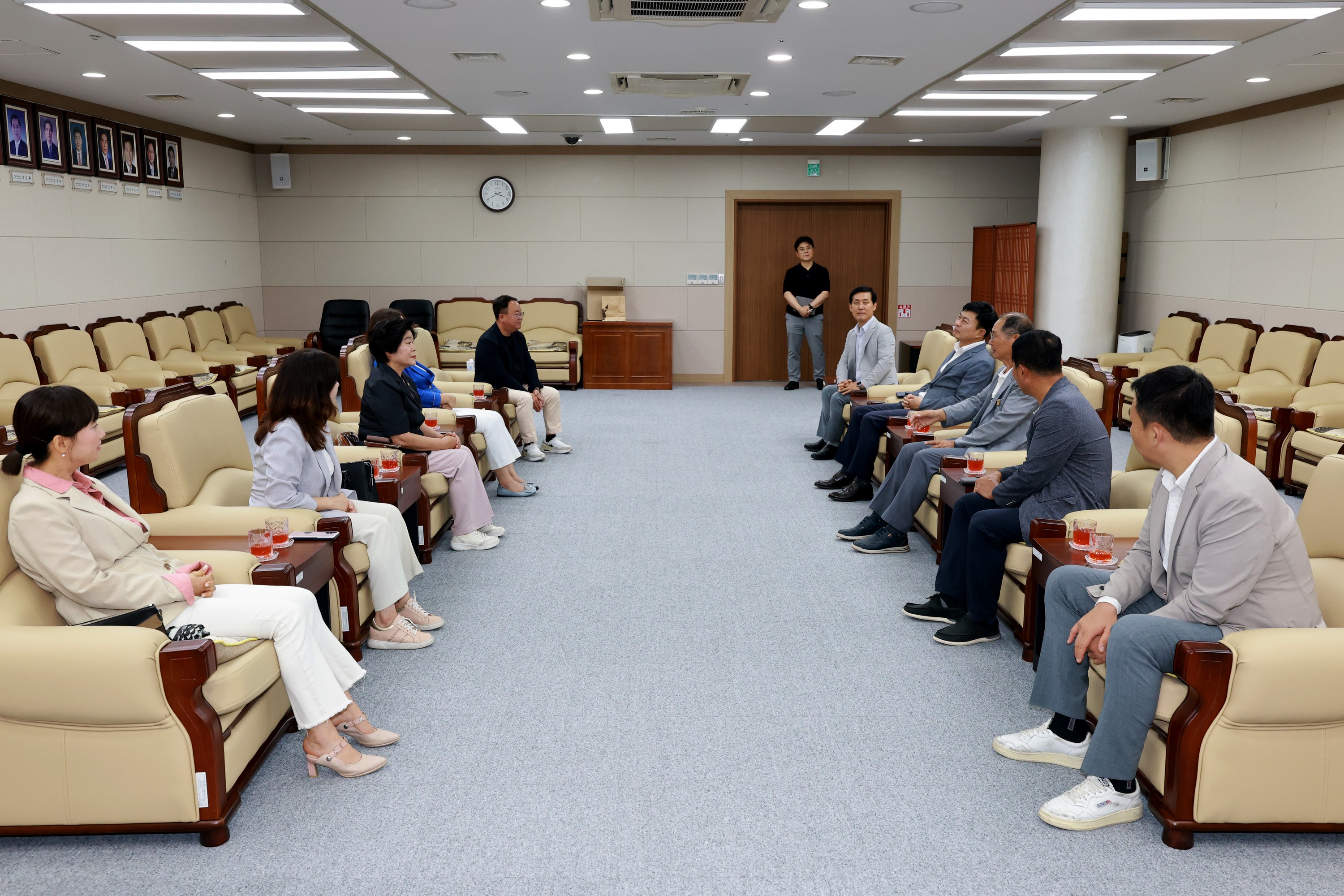 대구 기초의회 민주당 소속의원 도의회 내방 첨부이미지 : 25년08월20일 대구 기초의회 민주당 소속의원 도의회 내방 - 038.jpg