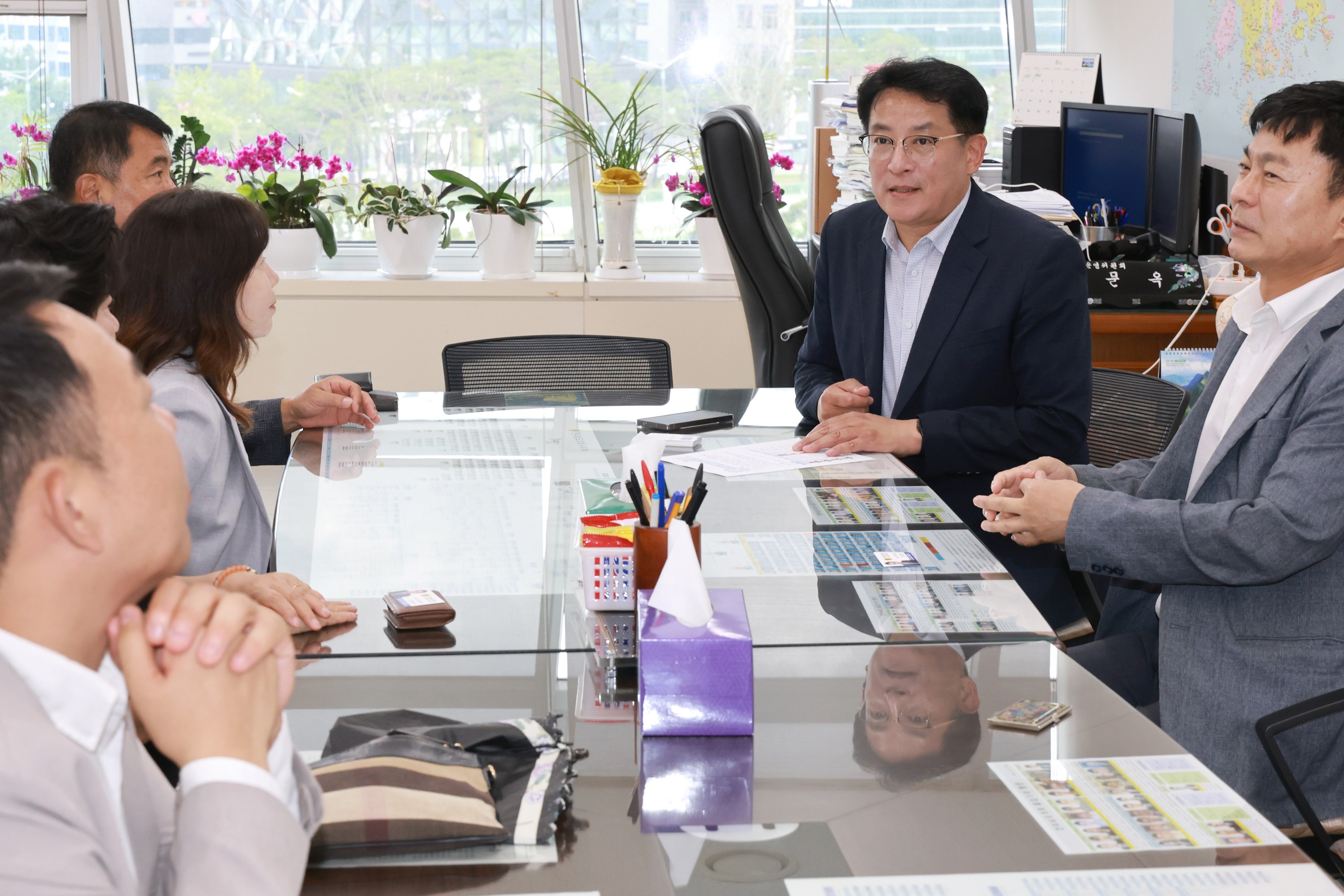 대구 기초의회 민주당 소속의원 도의회 내방 첨부이미지 : 25년08월20일 대구 기초의회 민주당 소속의원 도의회 내방 - 002.jpg