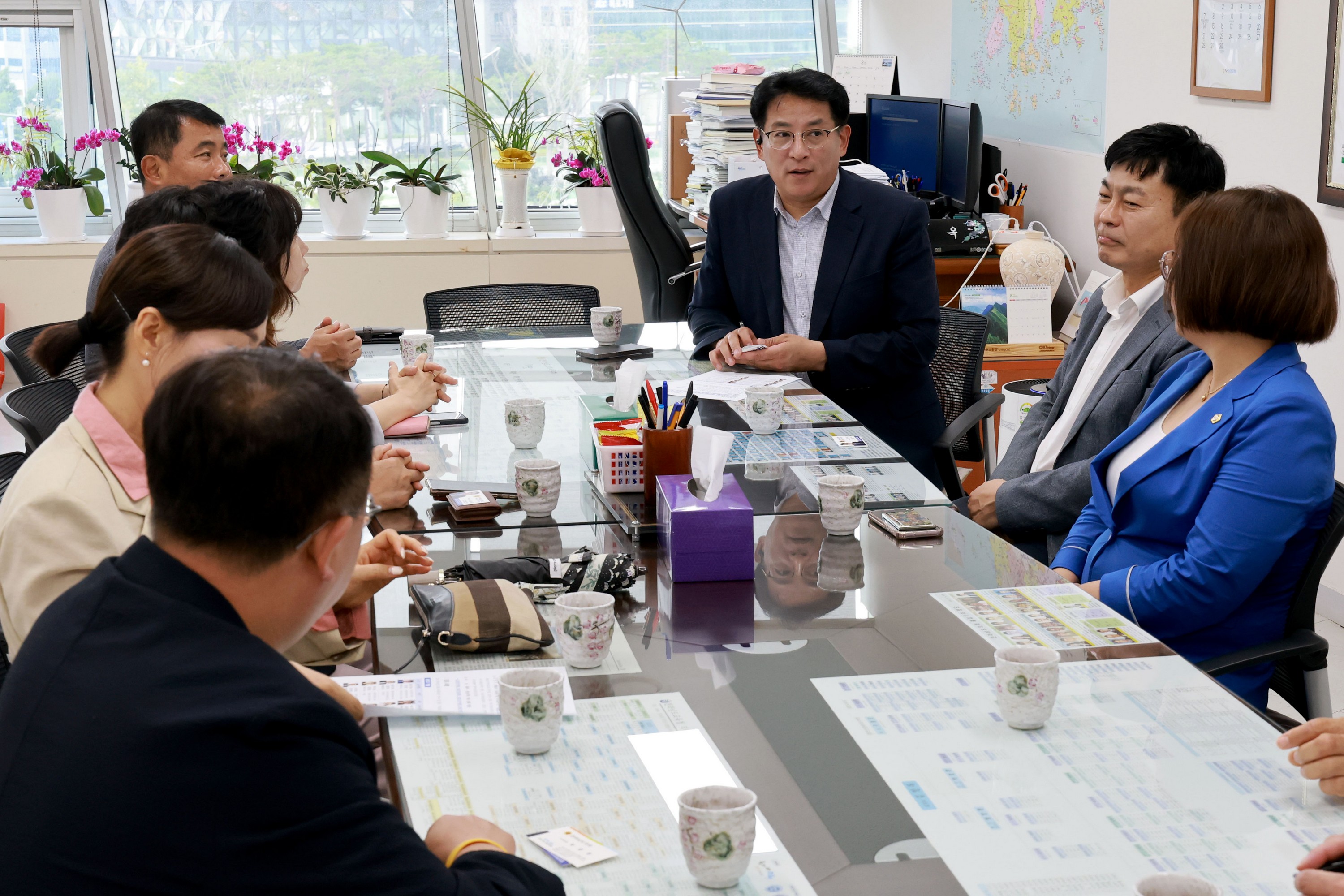 대구 기초의회 민주당 소속의원 도의회 내방 첨부이미지 : 25년08월20일 대구 기초의회 민주당 소속의원 도의회 내방 - 012.jpg