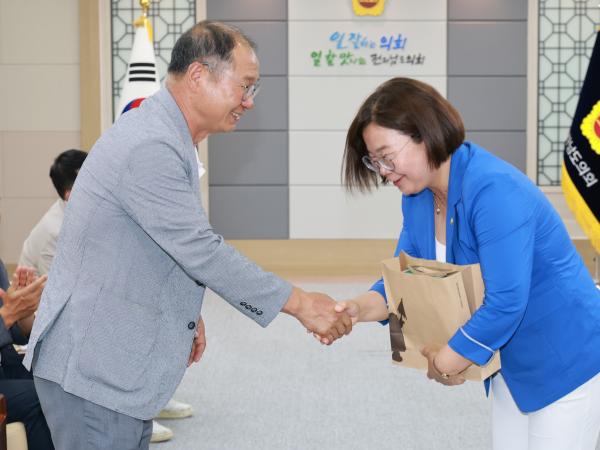 대구 기초의회 민주당 소속의원 도의회 내방 첨부이미지 : 25년08월20일 대구 기초의회 민주당 소속의원 도의회 내방 - 054.jpg