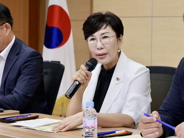 도농복합지역의 농촌과 도시 상생 방안 모색 토론회 첨부이미지 : 25년08월25일 도농복합지역의 농촌과 도시 상생 방안 모색 토론회 - 042.jpg