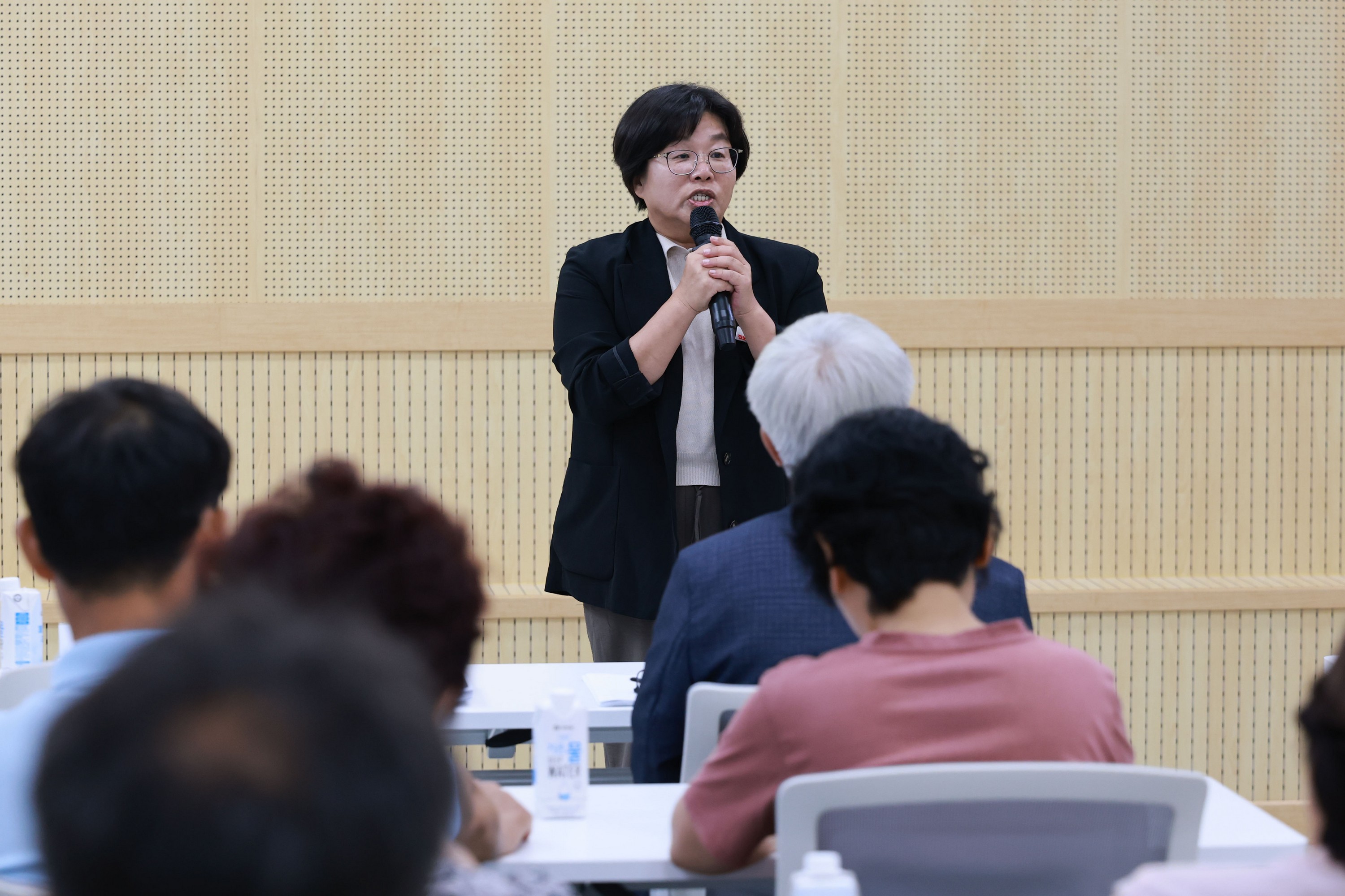 한미 관세협상 분석과 농업 대응 방향 토론회 첨부이미지 : 25년08월18일 한미 관세협상 분석과 농업 대응 방향 토론회 - 004.jpg