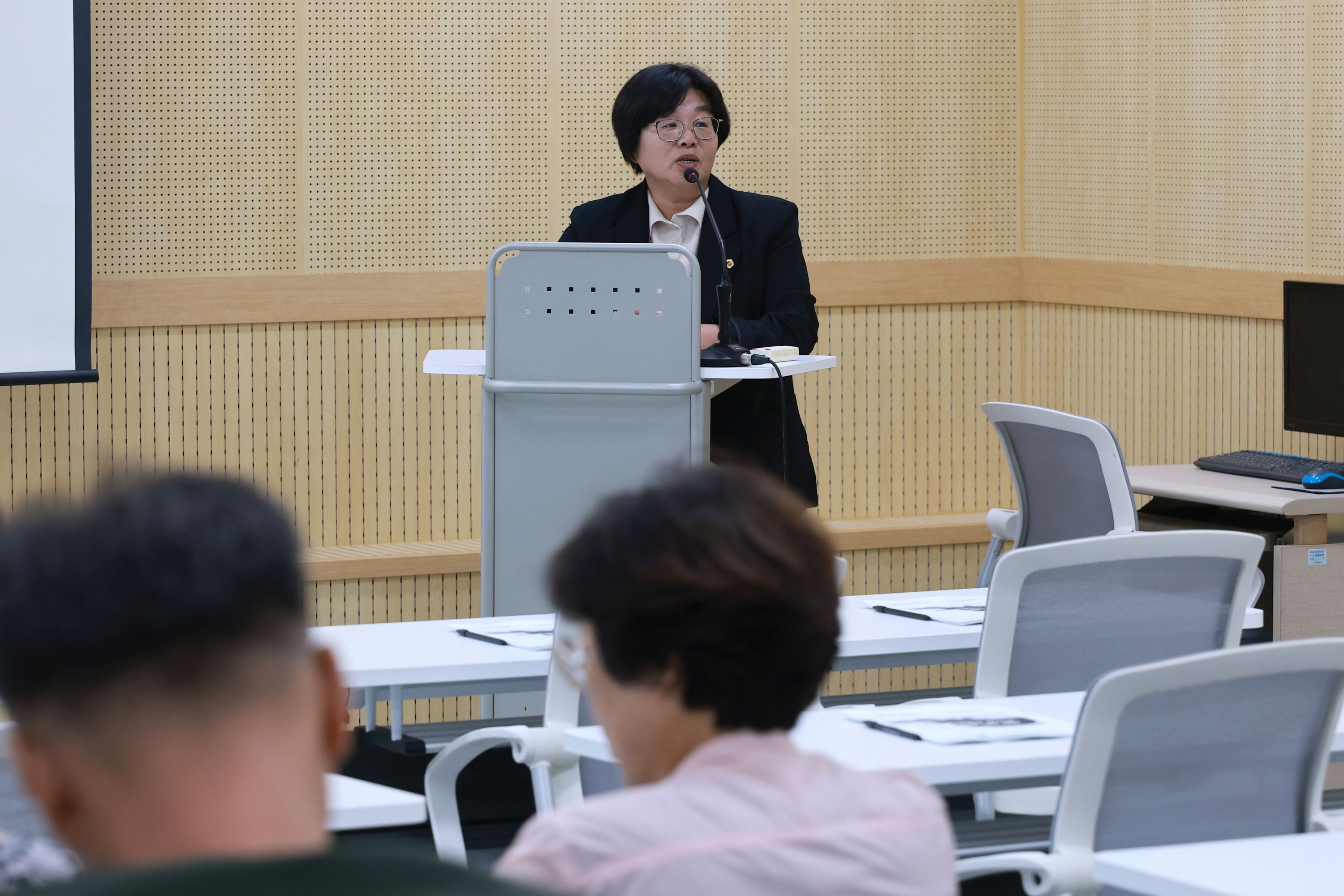 한미 관세협상 분석과 농업 대응 방향 토론회 첨부이미지 : 25년08월18일 한미 관세협상 분석과 농업 대응 방향 토론회 - 001.jpg