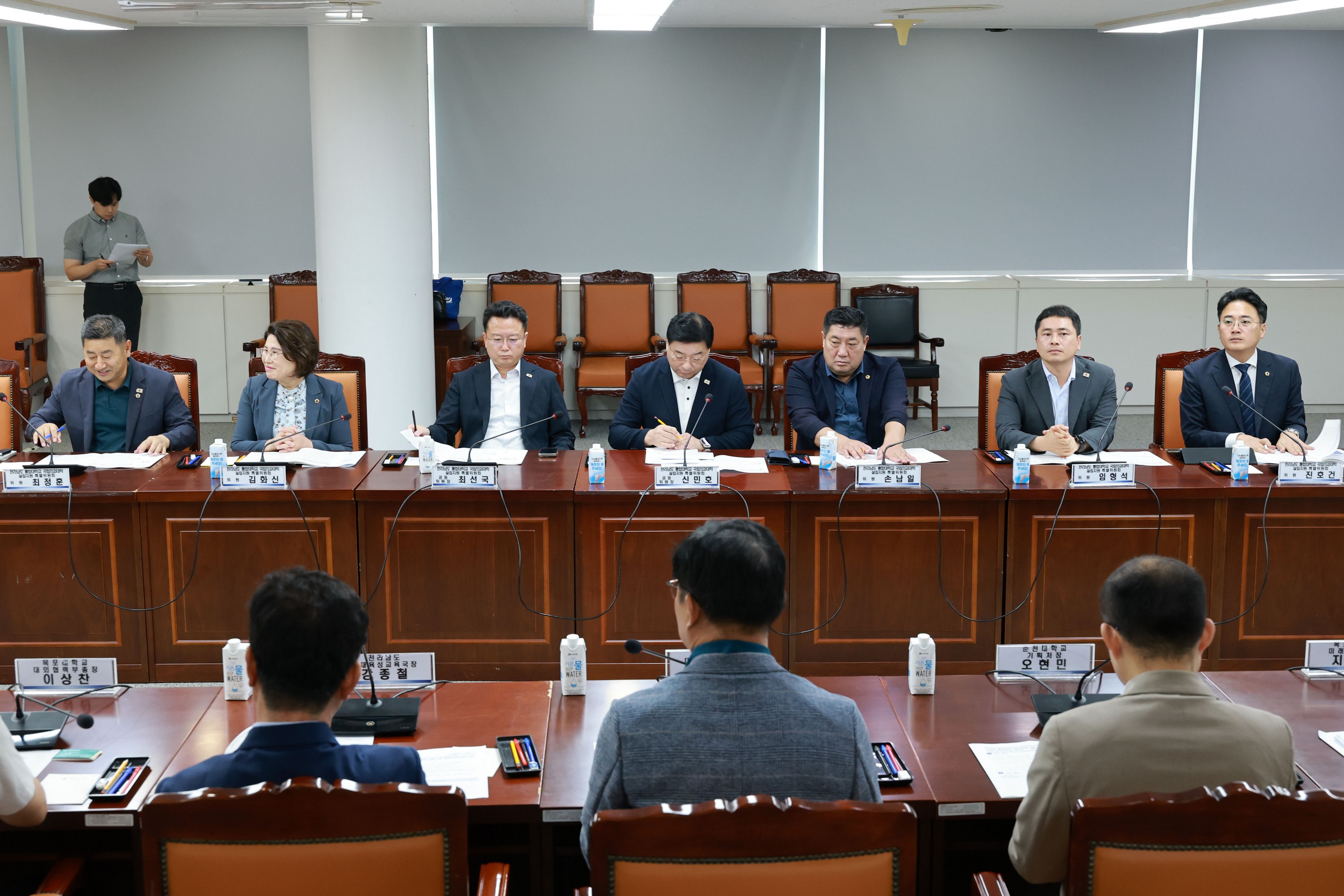 전라남도 통합대학교 국립의과대학 설립 관련 연석회의 첨부이미지 : 25년08월13일 전라남도 통합대학교 국립의과대학 설립 관련 연석회의 - 003.jpg