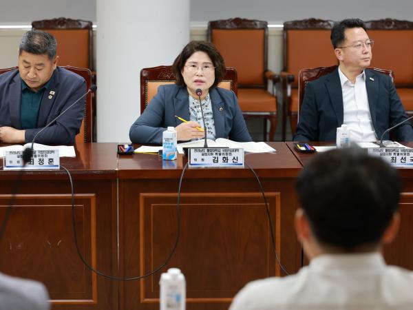 전라남도 통합대학교 국립의과대학 설립 관련 연석회의 첨부이미지 : 25년08월13일 전라남도 통합대학교 국립의과대학 설립 관련 연석회의 - 052.jpg