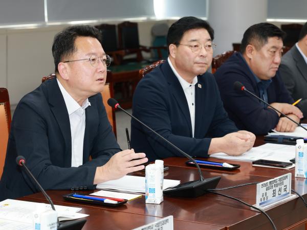 전라남도 통합대학교 국립의과대학 설립 관련 연석회의 첨부이미지 : 25년08월13일 전라남도 통합대학교 국립의과대학 설립 관련 연석회의 - 019.jpg