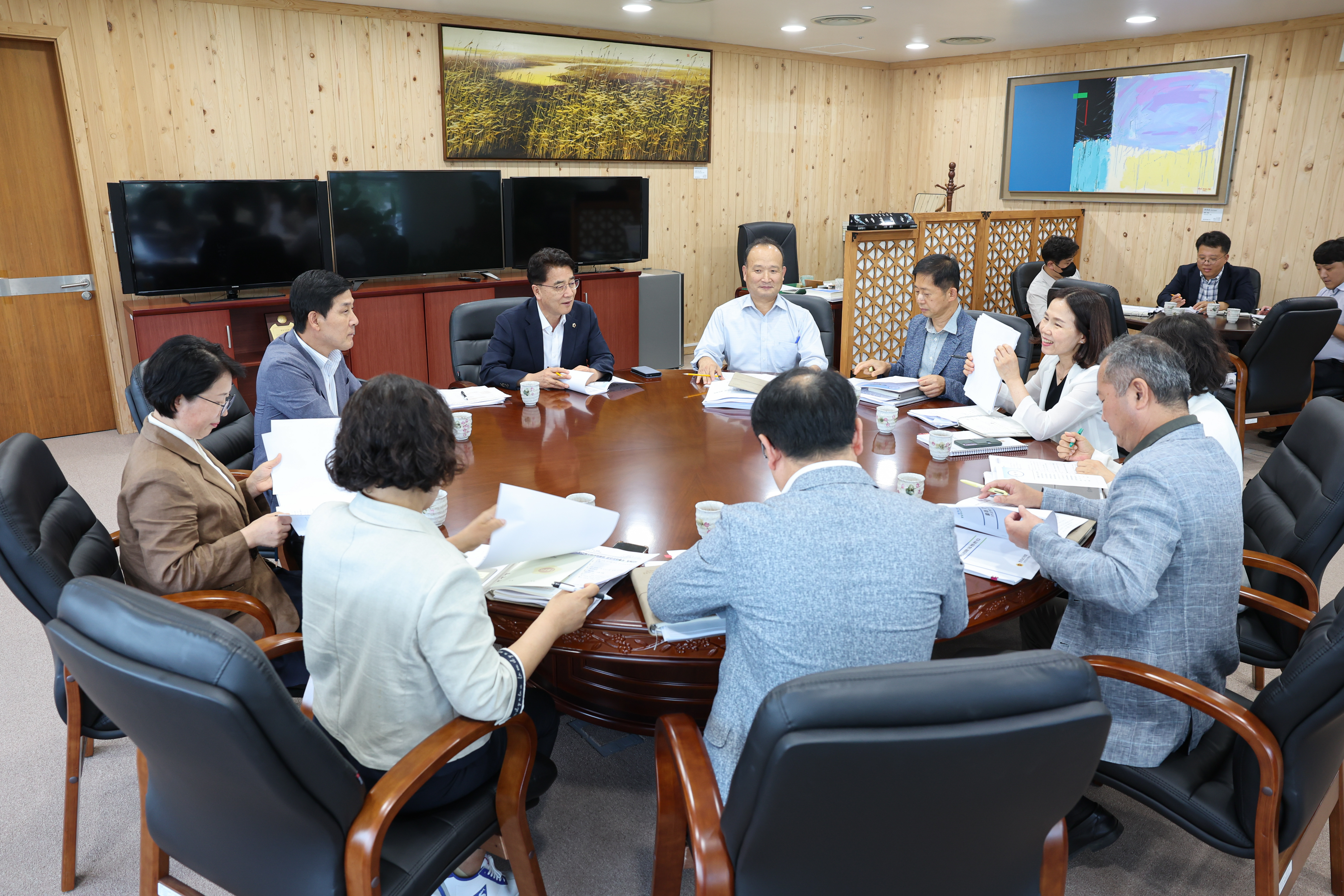 8월 월례 정책회의 및 업무보고 첨부이미지 : 25년08월13일 8월 월례 정책회의 및 업무보고 (1).jpg