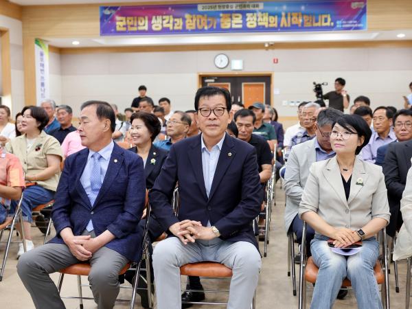 제1,2대 보성군어민연합회장 이취임식 첨부이미지 : 25년08월06일 제1_2대 보성군어민연합회장 이취임식 (9).jpg