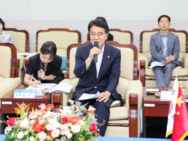 중국 저장성 인민대표대회 대표단 교류행사 첨부이미지 : 25년08월04일 중국 저장성 인민대표대회 대표단 교류행사 (6).jpg