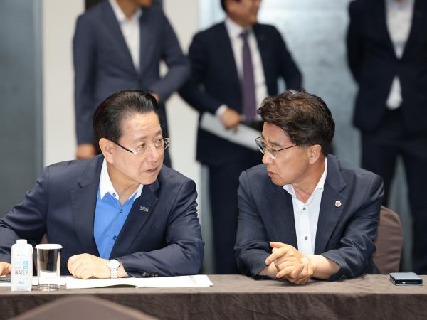 대한민국시도의회의장협의회 25년 제4차 임시회 첨부이미지 : 25년06월19일 대한민국시도의회의장협의회 제4차 임시회_43.jpg