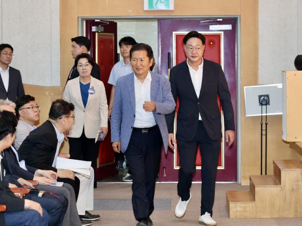 무안 교육발전특구 활성화 포럼 첨부이미지 : 25년06월20일 무안교육발전특구 활성화 포럼 - 029.jpg