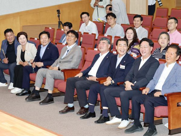 무안 교육발전특구 활성화 포럼 첨부이미지 : 25년06월20일 무안교육발전특구 활성화 포럼 - 031.jpg