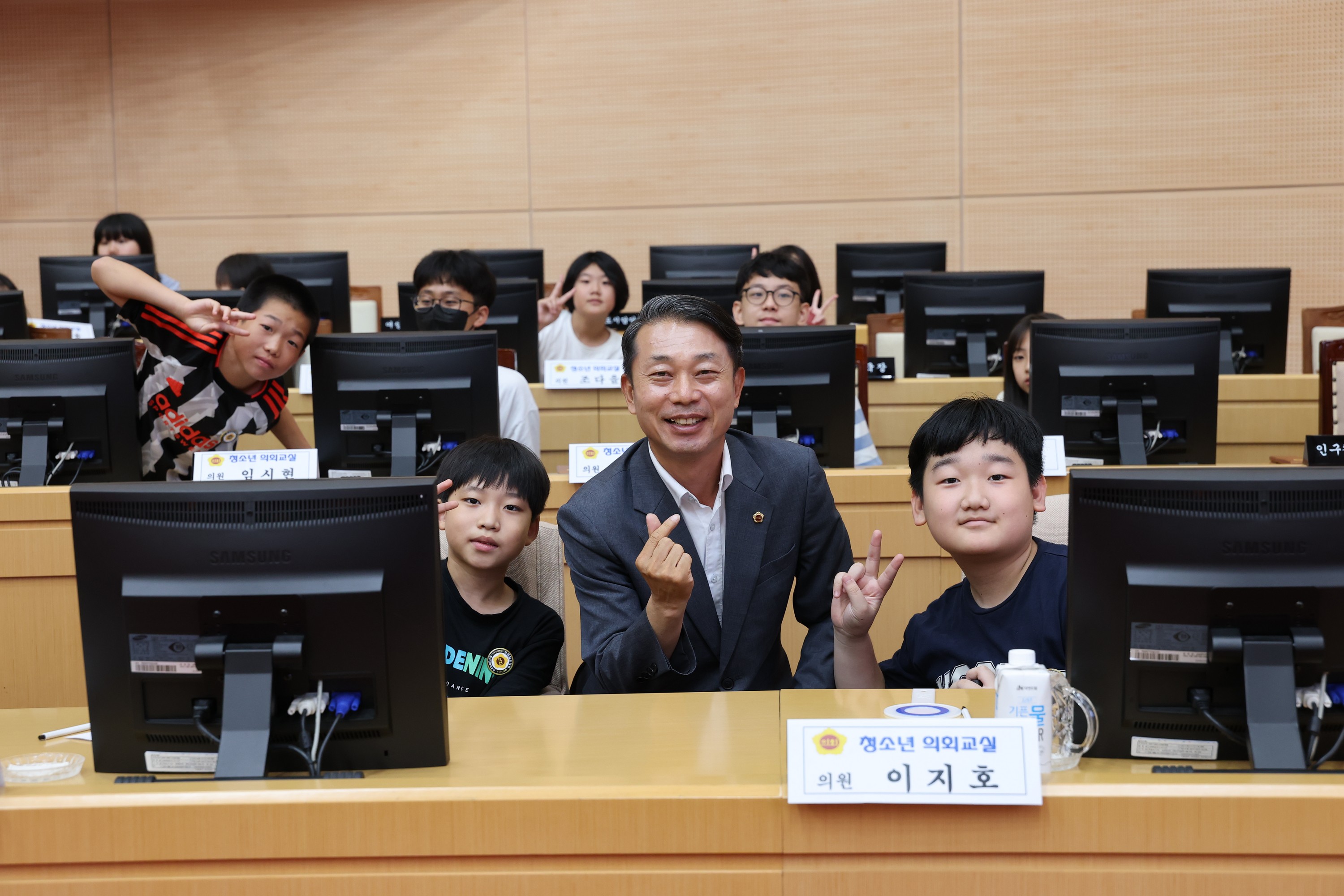 나주 빛가람초, 담양 수북초 청소년 의회교실 첨부이미지 : 25년06월24일 나주 빛가람초_ 담양 수북초 청소년 의회교실 - 003.jpg