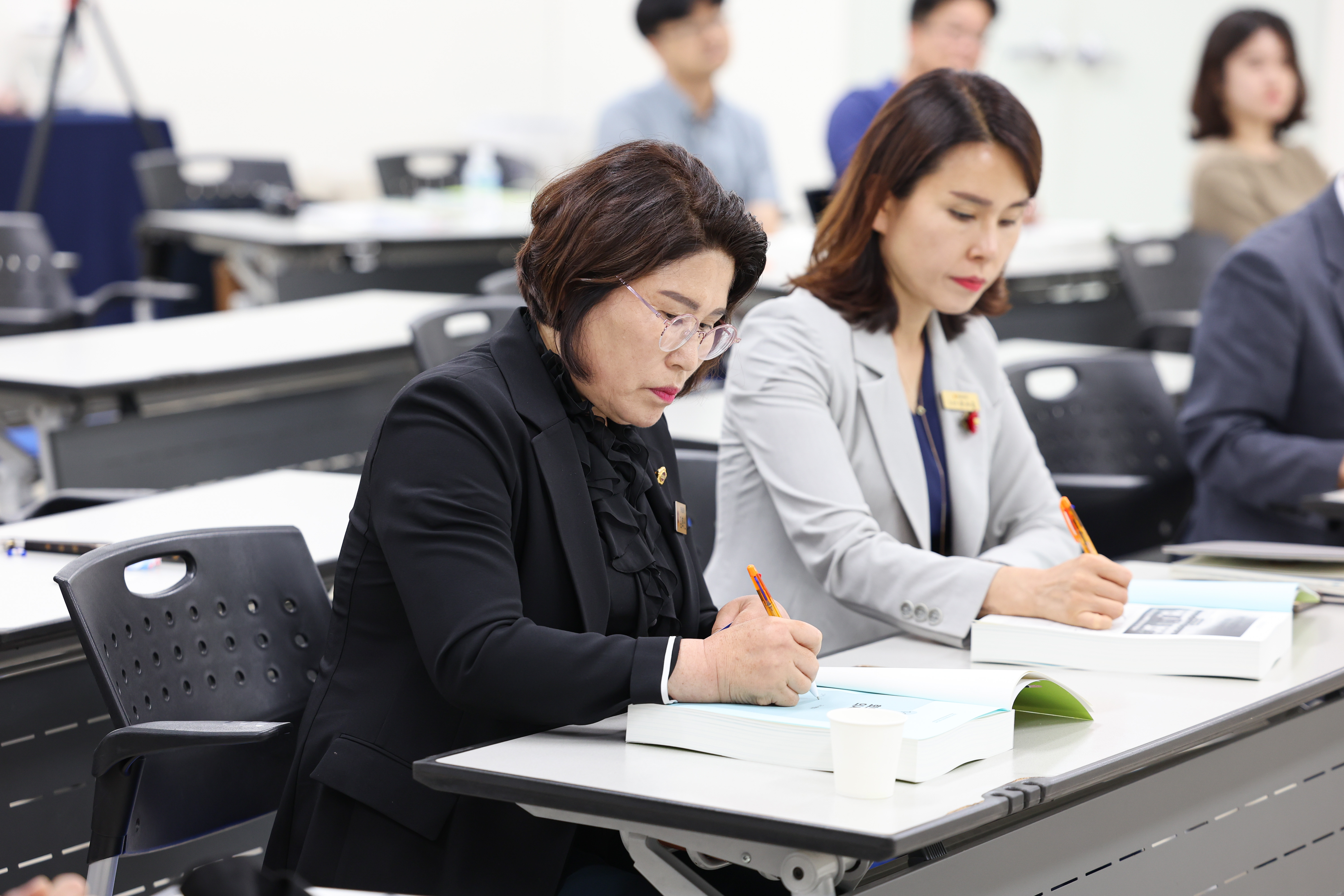 제1기 전라남도의회 의정 아카데미 첨부이미지 : 25년06월25일 제1기 전라남도의회 의정 아카데미 (12).jpg