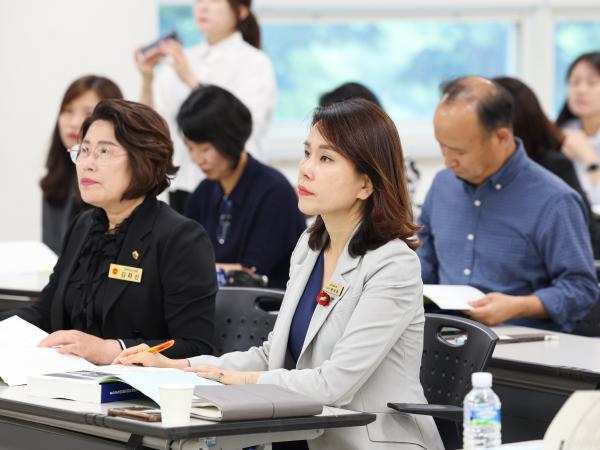 제1기 전라남도의회 의정 아카데미 첨부이미지 : 25년06월25일 제1기 전라남도의회 의정 아카데미 (6).jpg