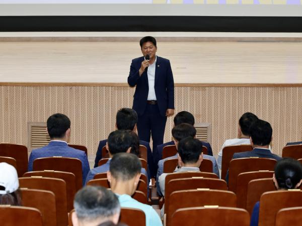 전남교육가족과의 미래교육 간담회 첨부이미지 : 25년06월23일 전남교육가족과의 미래교육 간담회 - 016.jpg