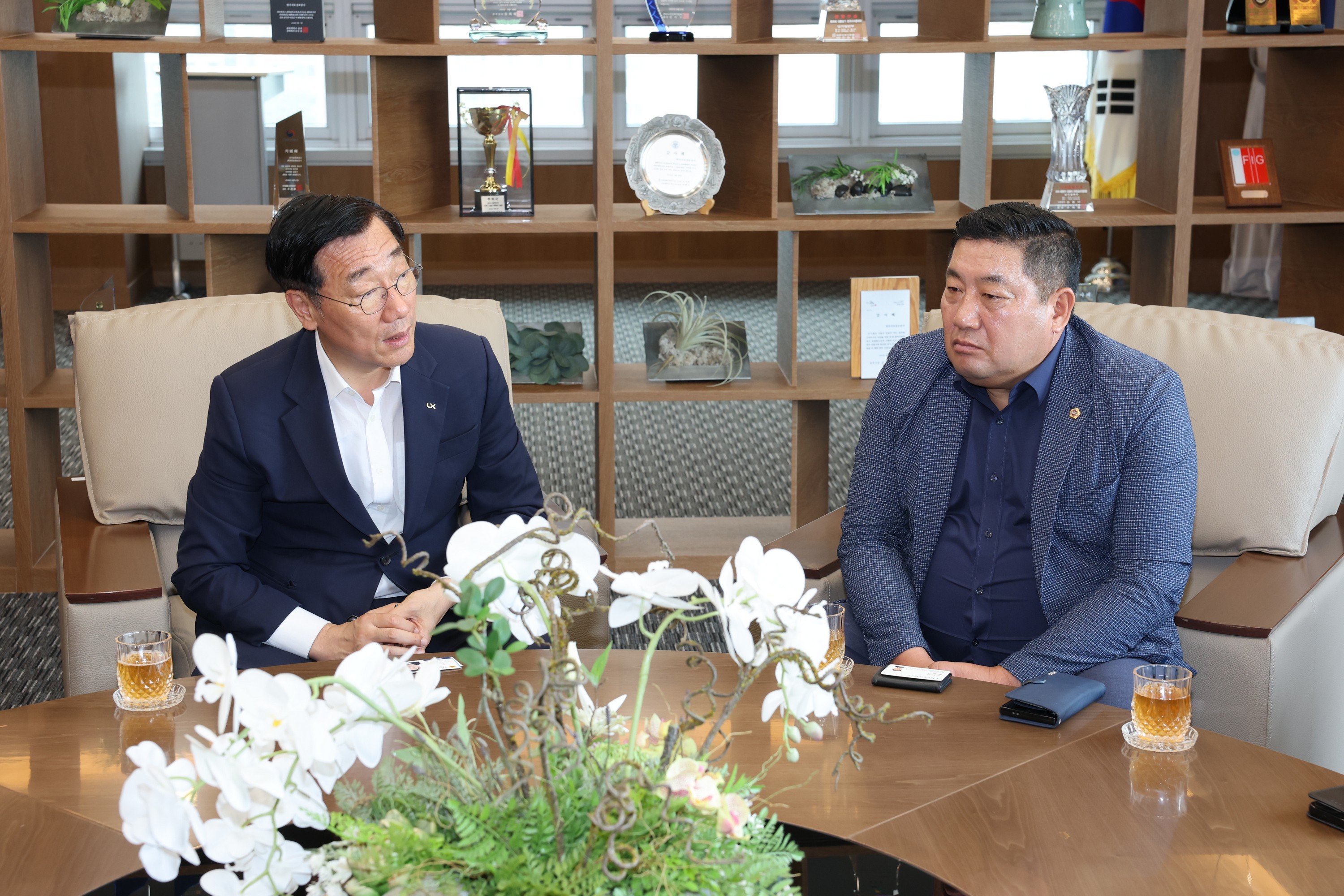 소방안전 빅데이터 활용방안 연구회 LX한국국토정보공사 현지활동 첨부이미지 : 25년06월16일 소방안전 빅데이터 활용 방안 연구회 현지활동 - 003.jpg
