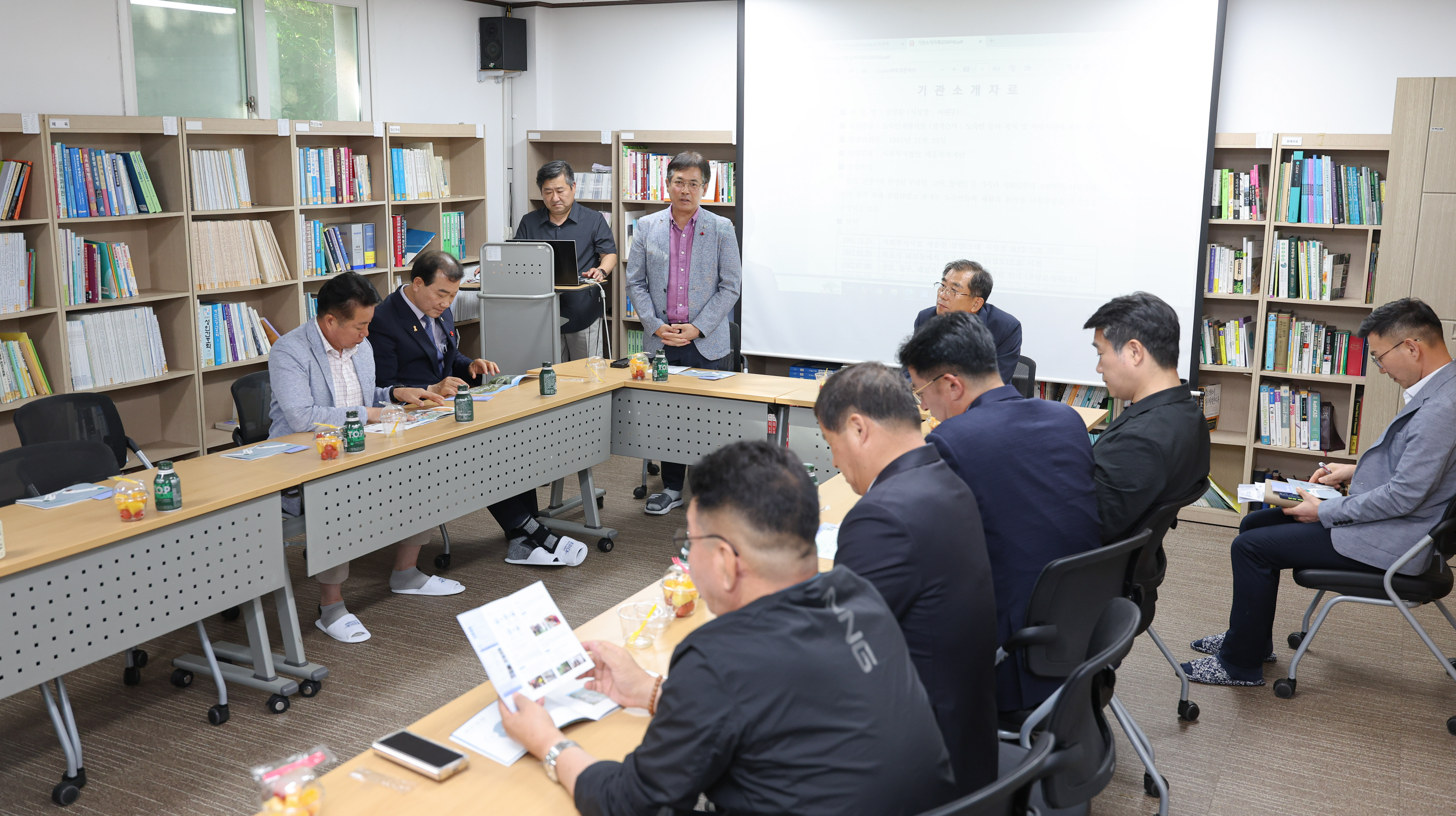 제391회 정례회 보건복지환경위원회 현지활동 첨부이미지 : 25년06월16일 제391회 정례회 보건복지환경위원회 현지활동 (노숙인재활시설) (8).jpg