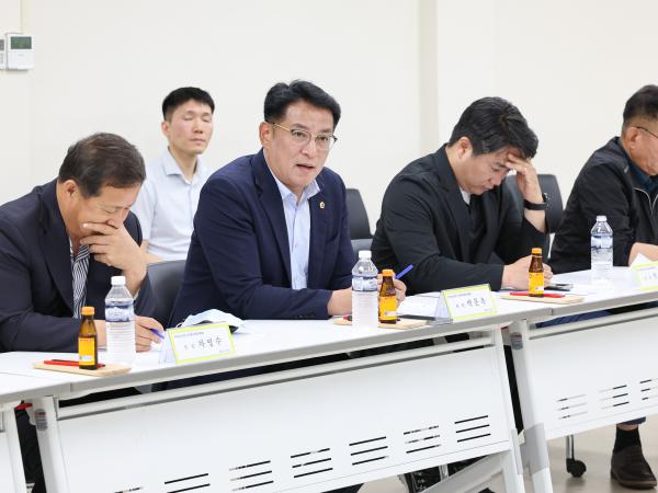 제391회 정례회 보건복지환경위원회 현지활동 첨부이미지 : 25년06월16일 제391회 정례회 보건복지환경위원회 현지활동 (목포시의료원) (25).jpg