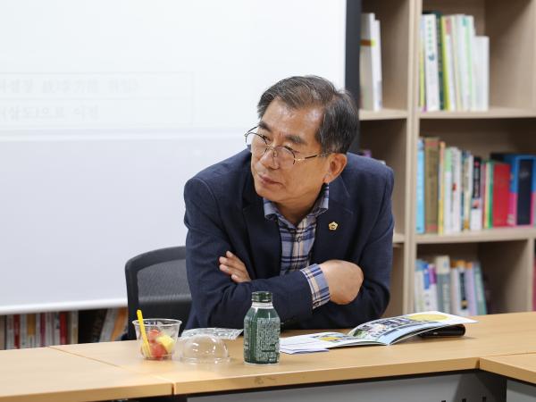 제391회 정례회 보건복지환경위원회 현지활동 첨부이미지 : 25년06월16일 제391회 정례회 보건복지환경위원회 현지활동 (노숙인재활시설) (12).jpg
