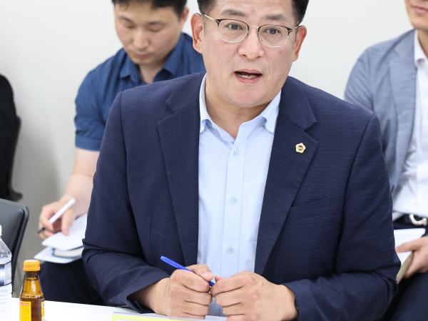 제391회 정례회 보건복지환경위원회 현지활동 첨부이미지 : 25년06월16일 제391회 정례회 보건복지환경위원회 현지활동 (목포시의료원) (28).jpg