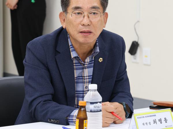 제391회 정례회 보건복지환경위원회 현지활동 첨부이미지 : 25년06월16일 제391회 정례회 보건복지환경위원회 현지활동 (목포시의료원) (24).jpg