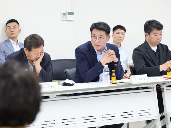 제391회 정례회 보건복지환경위원회 현지활동 첨부이미지 : 25년06월16일 제391회 정례회 보건복지환경위원회 현지활동 (목포시의료원) (27).jpg