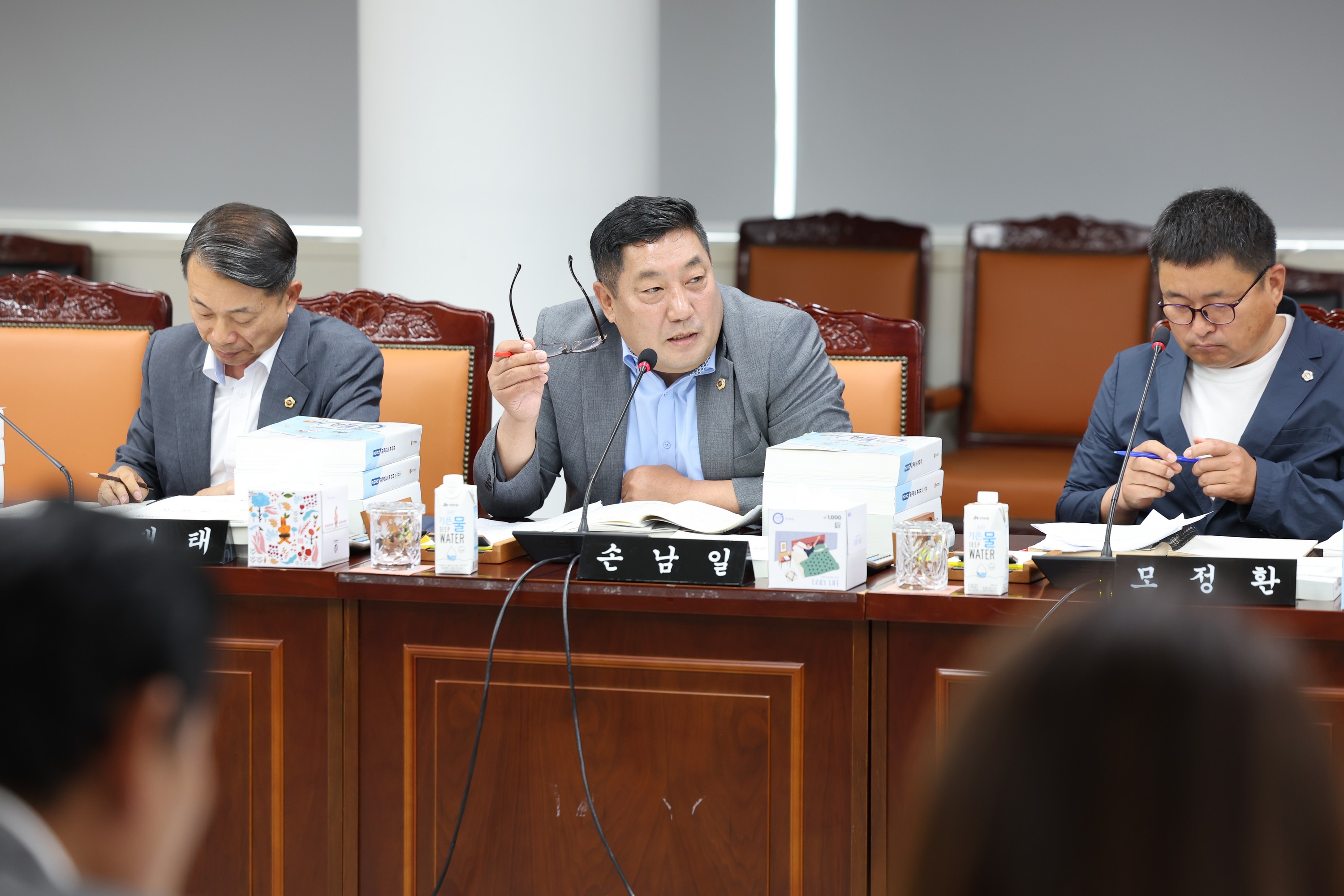 전라남도 2024회계연도 결산 및 예비비 심사 첨부이미지 : 25년06월12일 전라남도 2024회계연도 결산 및 예비비 심사 - 008.jpg