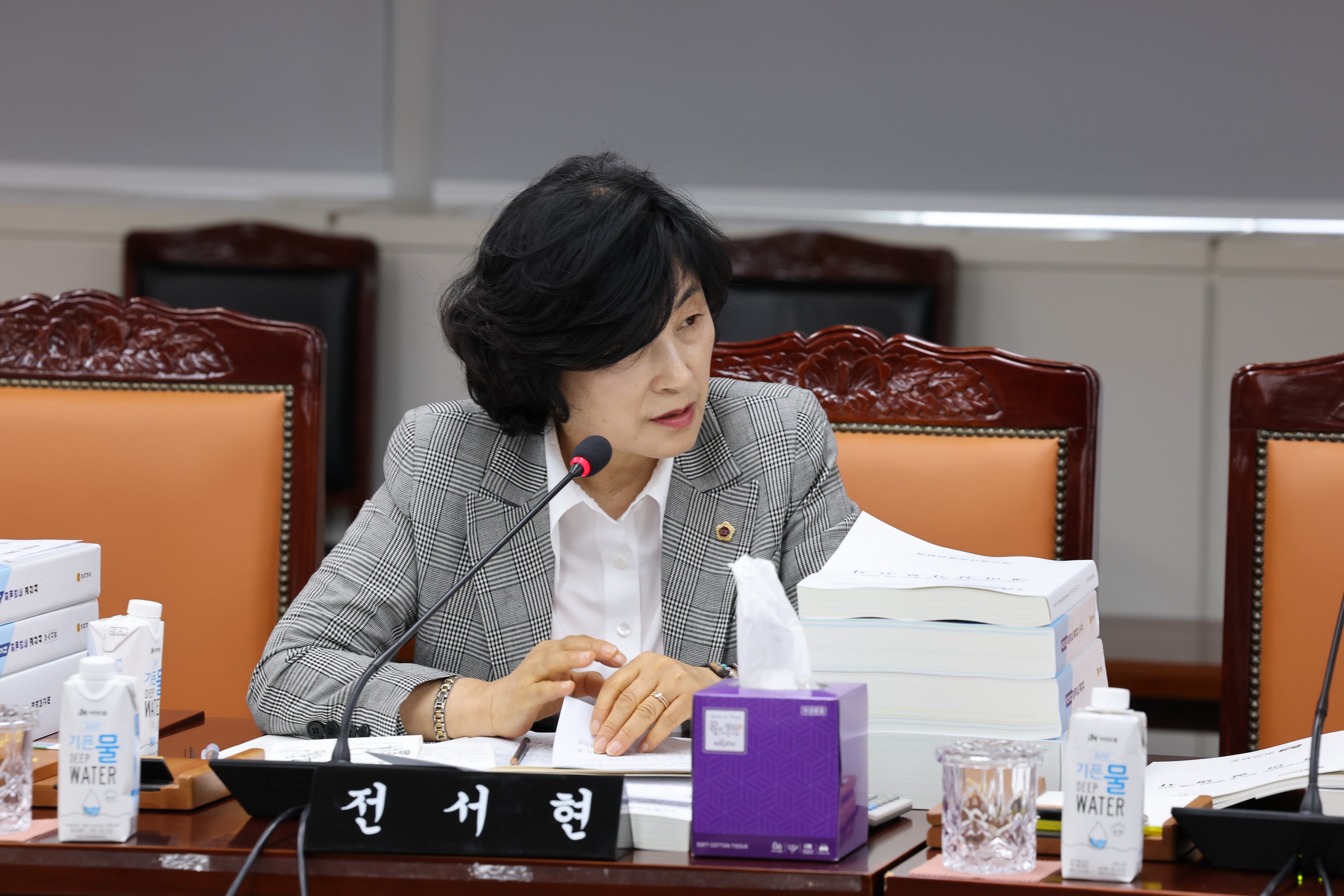전라남도 2024회계연도 결산 및 예비비 심사 첨부이미지 : 25년06월12일 전라남도 2024회계연도 결산 및 예비비 심사 - 109.jpg