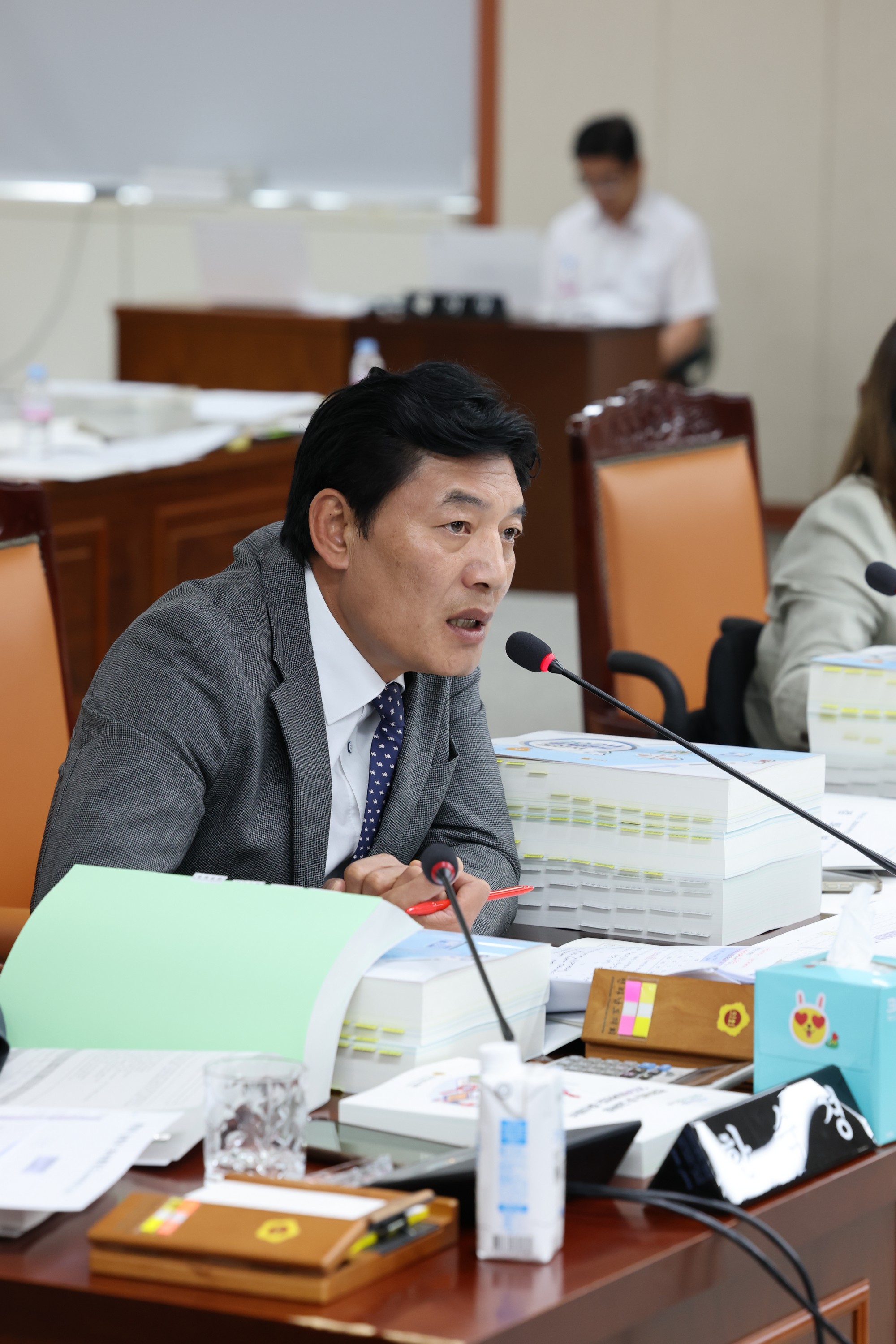 전라남도 2024회계연도 결산 및 예비비 심사 첨부이미지 : 25년06월12일 전라남도 2024회계연도 결산 및 예비비 심사 - 061.jpg