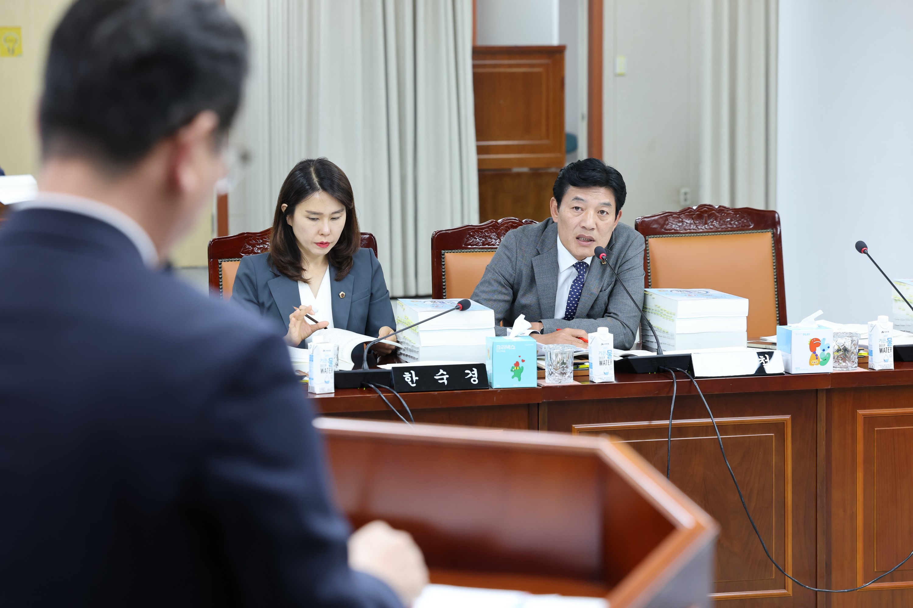 전라남도 2024회계연도 결산 및 예비비 심사 첨부이미지 : 25년06월12일 전라남도 2024회계연도 결산 및 예비비 심사 - 053.jpg