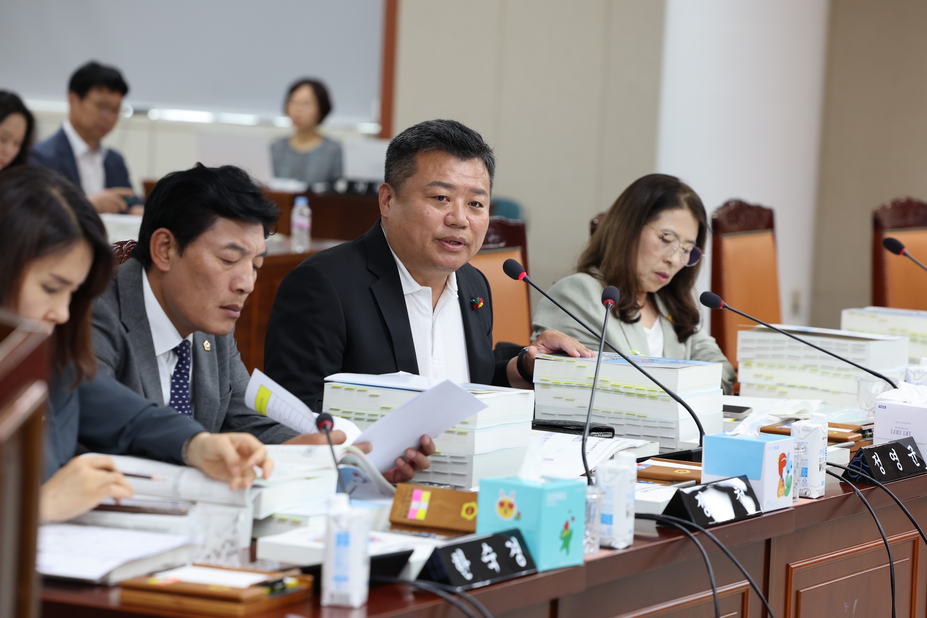 전라남도 2024회계연도 결산 및 예비비 심사 첨부이미지 : 25년06월12일 전라남도 2024회계연도 결산 및 예비비 심사 - 036.jpg