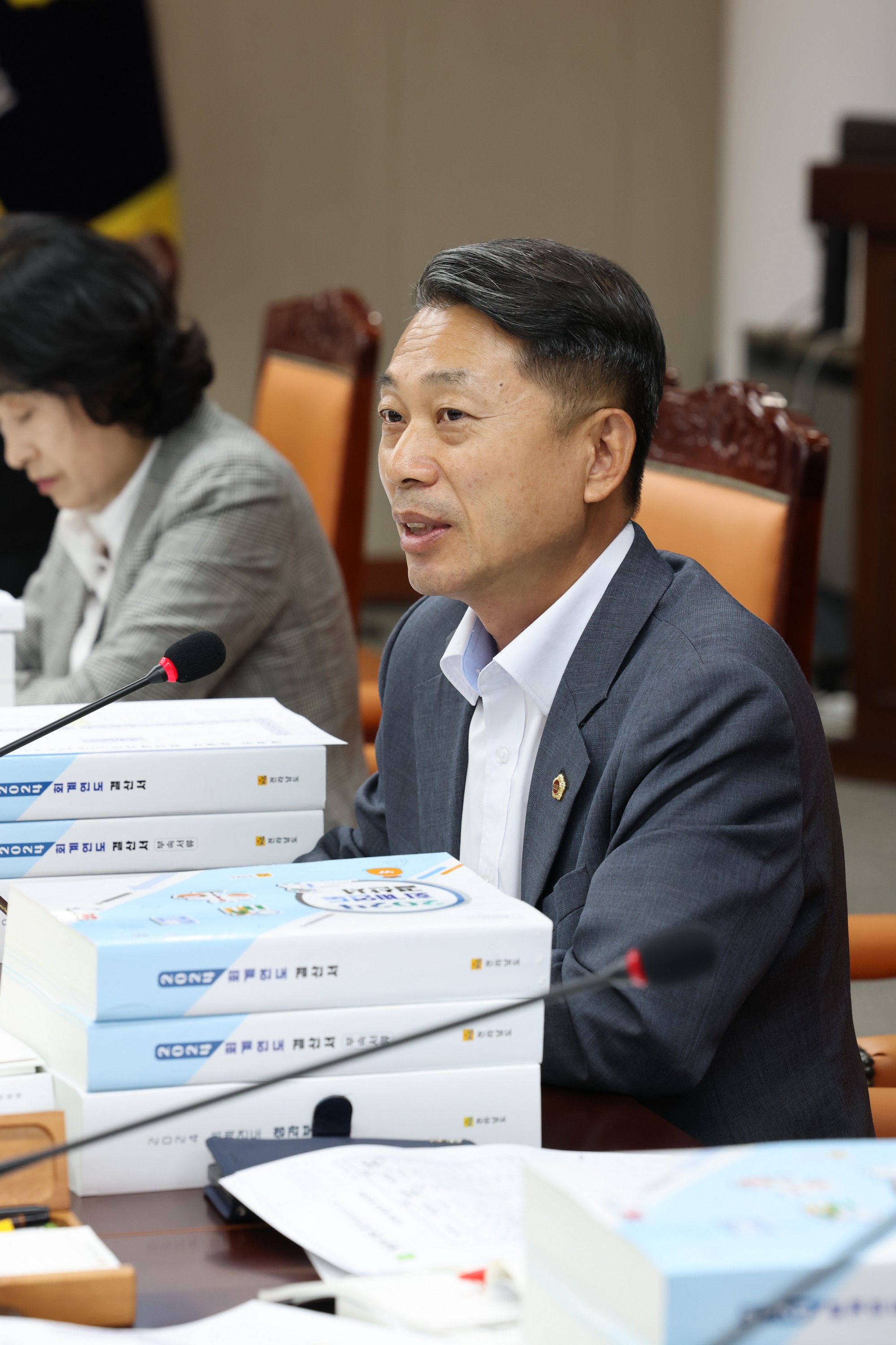 전라남도 2024회계연도 결산 및 예비비 심사 첨부이미지 : 25년06월12일 전라남도 2024회계연도 결산 및 예비비 심사 - 067.jpg