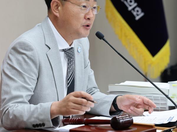 전라남도 2024회계연도 결산 및 예비비 심사 첨부이미지 : 25년06월12일 전라남도 2024회계연도 결산 및 예비비 심사 - 143.jpg