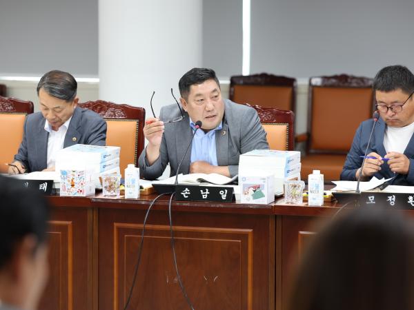 전라남도 2024회계연도 결산 및 예비비 심사 첨부이미지 : 25년06월12일 전라남도 2024회계연도 결산 및 예비비 심사 - 008.jpg