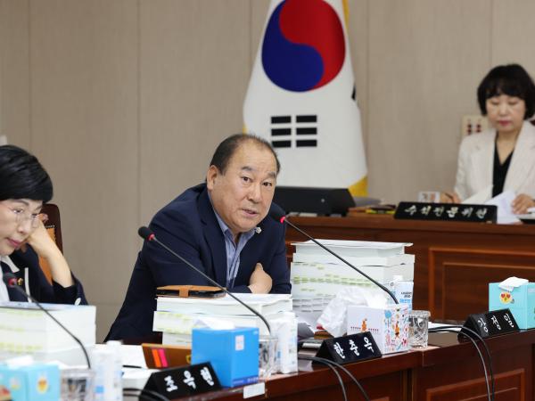 전라남도 2024회계연도 결산 및 예비비 심사 첨부이미지 : 25년06월12일 전라남도 2024회계연도 결산 및 예비비 심사 - 083.jpg
