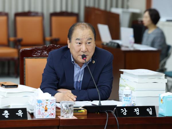 전라남도 2024회계연도 결산 및 예비비 심사 첨부이미지 : 25년06월12일 전라남도 2024회계연도 결산 및 예비비 심사 - 079.jpg